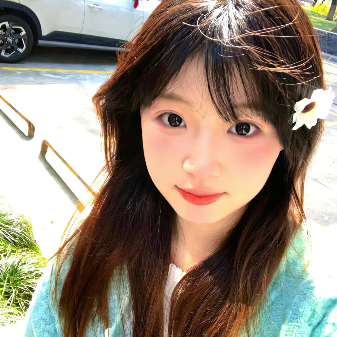 两个我都爱 封面