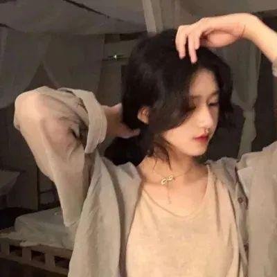 春满众香国 封面